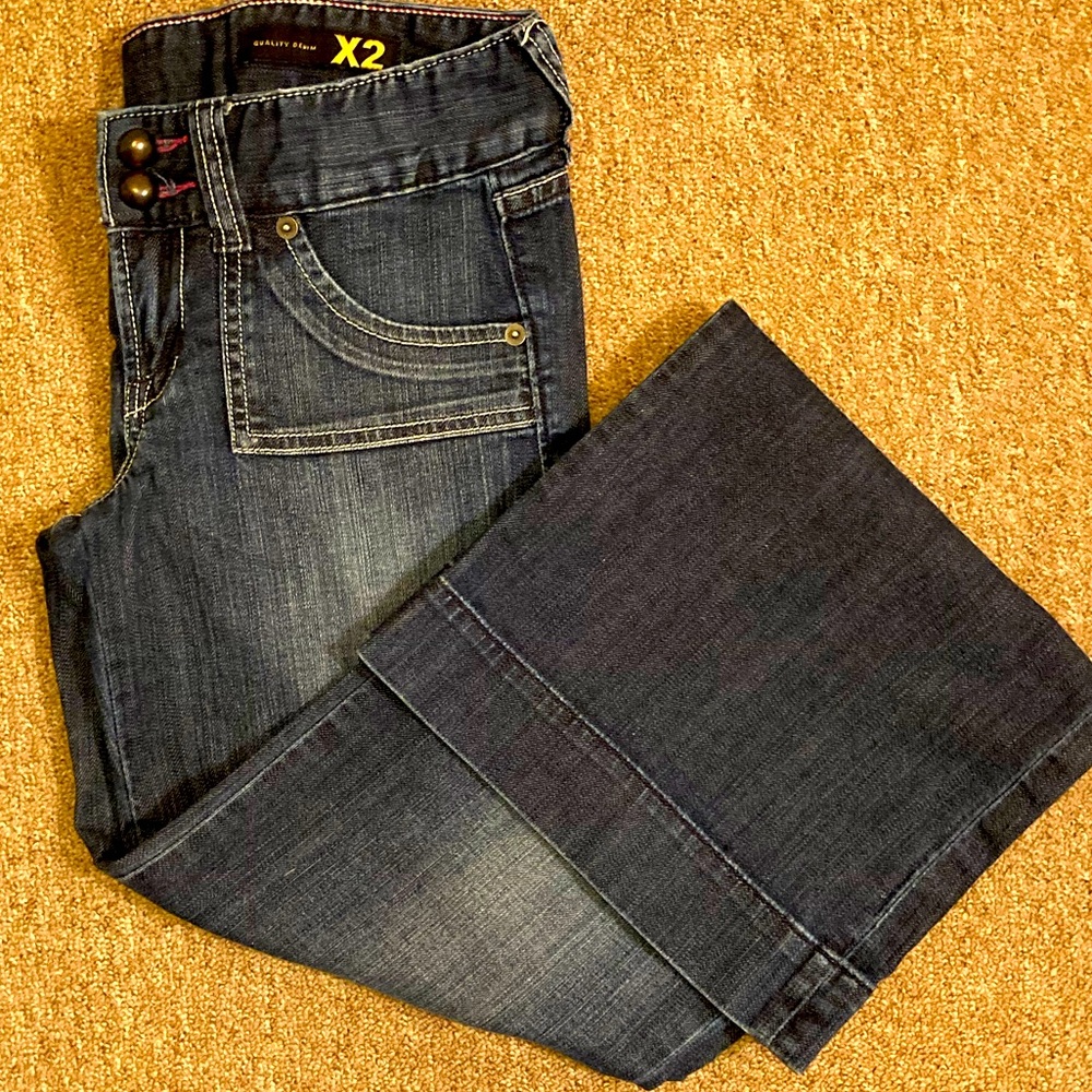 Button Detail Wide Leg Jeans